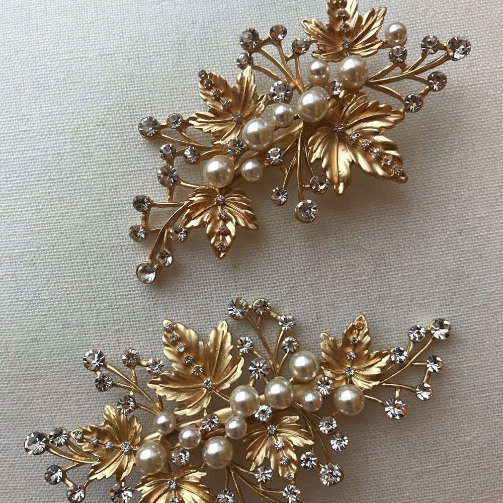 Jewelry vintage hair clips